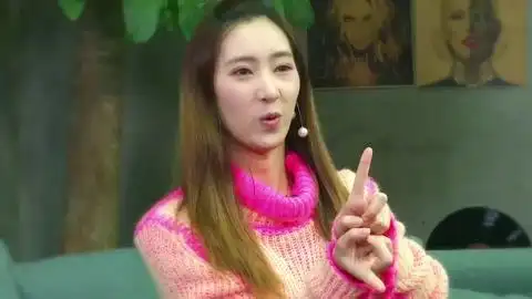 蜜蜂少女队张希雅与大家分享gps密封令背后的故事