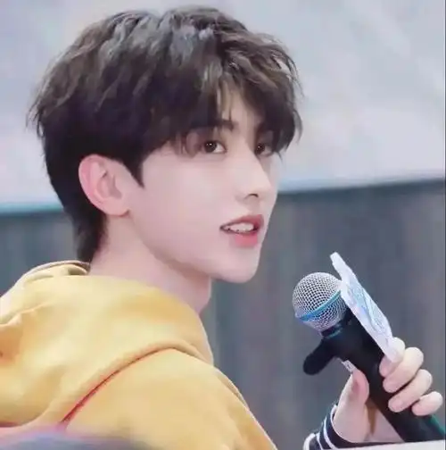 头像蔡徐坤头像霸气高冷