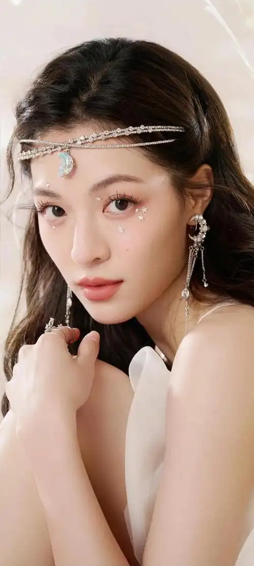 明星系列壁纸～钟楚曦_网易订阅