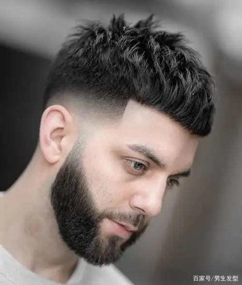18款"霸气"的男士发型,夏天剪一款,清爽又帅气