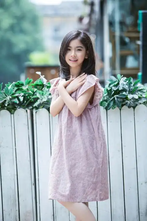 【音美艺术】《听我说谢谢你》李昕融