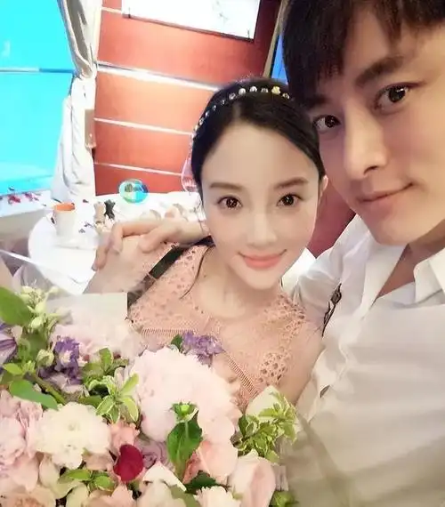 为何李小璐离婚后一直无绯闻真实原因揭晓她并非在守候贾乃亮