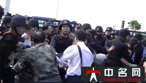 谭善爱打老兵事件_谭善爱打人事件起因经过详细介绍 结果是什么