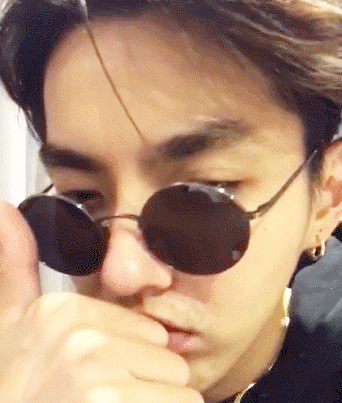 吴亦凡# 被我盯住你就死定了!