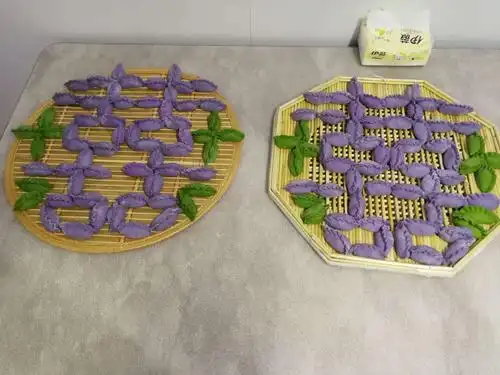 看这下马饺子也是双囍临门,多姿多彩