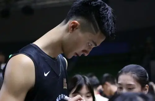 朱松玮为什么去汕头大学?年轻想出去看看外面的世界