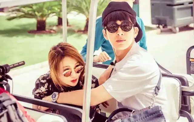 郑爽在圈内有四位异性好友,能够收获这四份友谊对她来说是幸运的