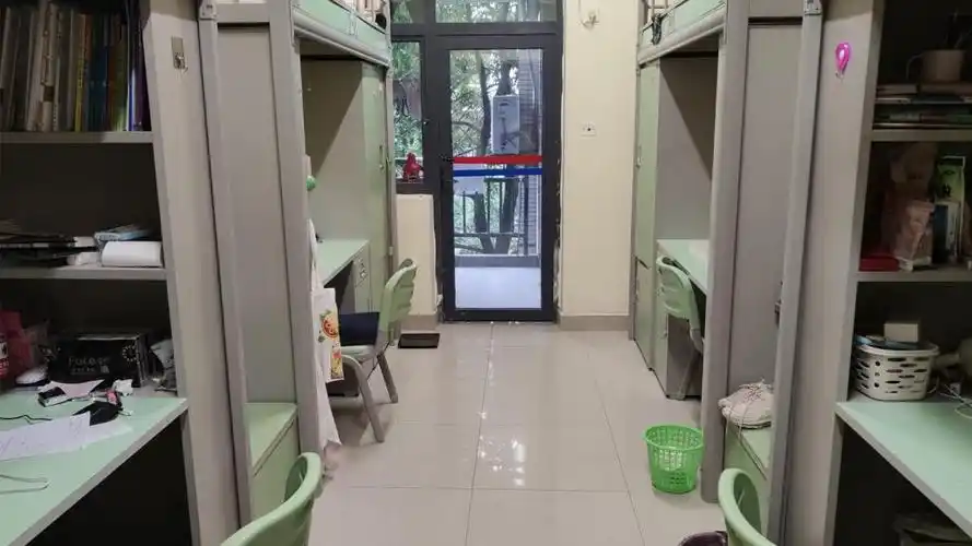 以寝为家 美化生活环境-重庆大学弘深学院主页