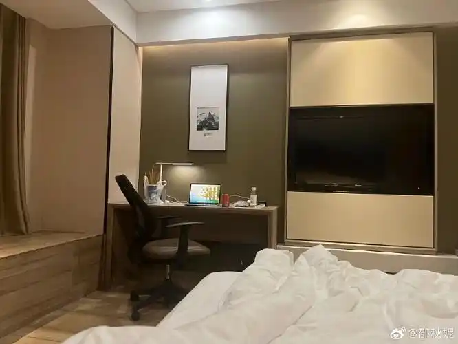 一个人住酒店你会干嘛##微博手机影像年