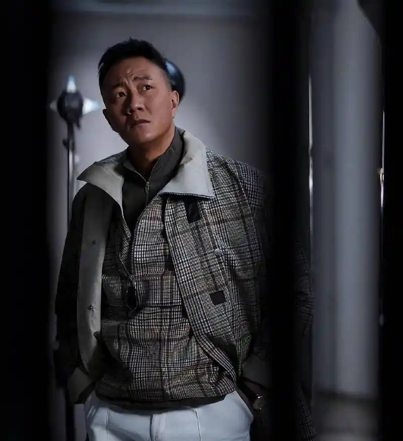 胡军刘烨友情长存,岁月见证真挚情谊  胡军与刘烨如今的关系依旧十分