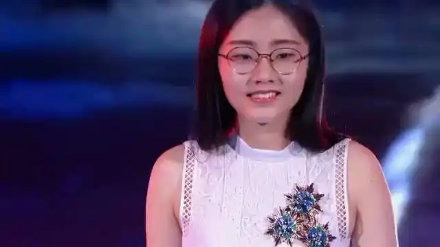 周深,郭沁《大鱼》柔情天籁周深.惊艳到我了.