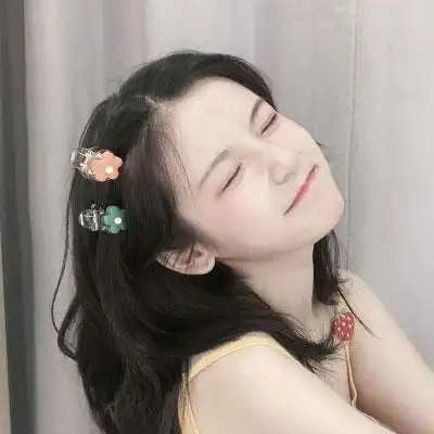 微笑女生头像 治愈系女生笑容图片 - 女生头像 - 潮人个性网