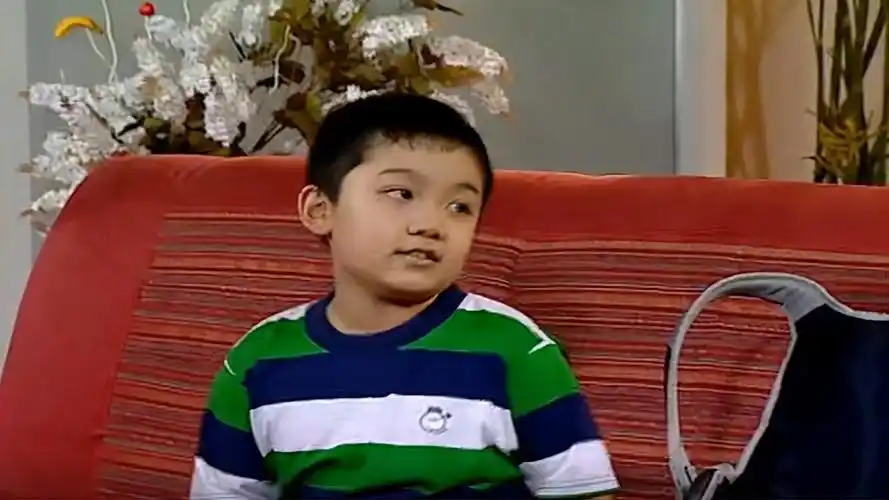 家有儿女小雨一回到家就说不想上学