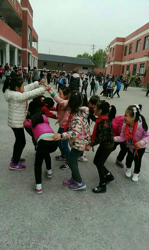 丰富多彩的童年——新昆小学(南港校区)