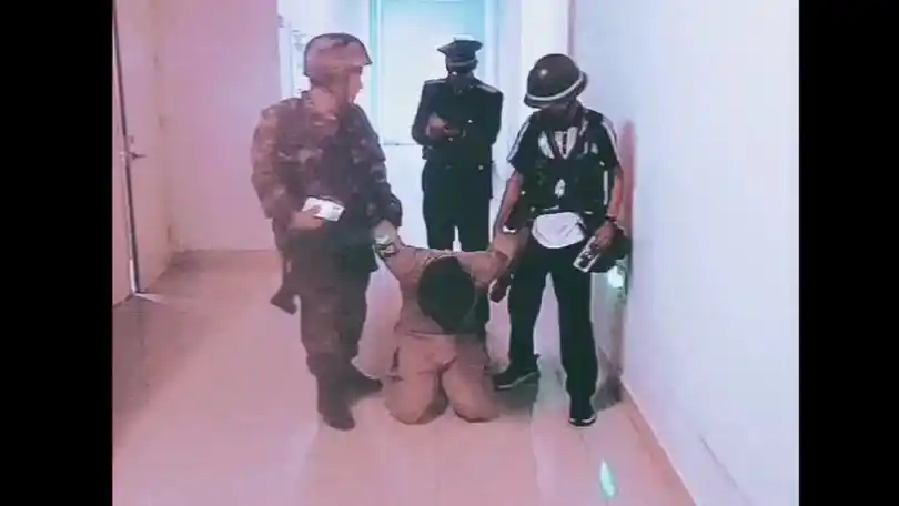 据说这是80年代枪毙犯人的珍贵影像