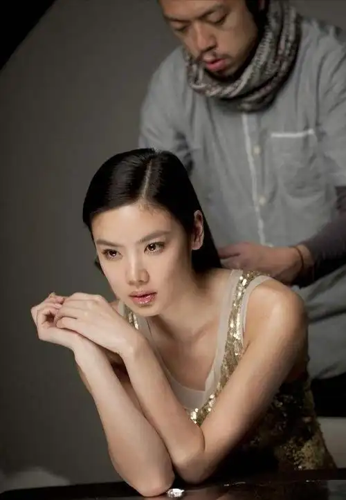 昆凌个人资料 昆凌的父亲简历 - 天云网