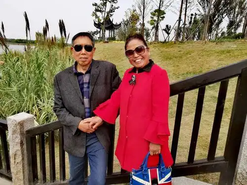 最美不过夕阳红,父母幸福长久久