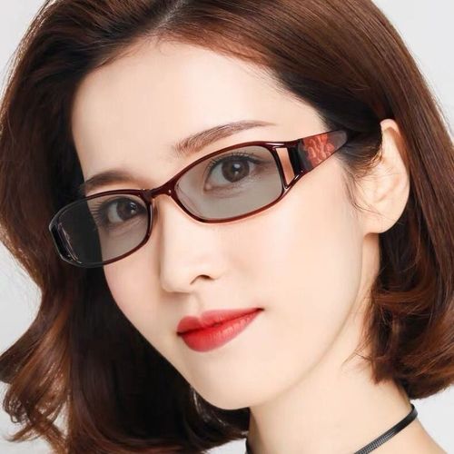 显年轻老花镜女时尚超轻防蓝光远近两用双光老花变色眼镜高清平光
