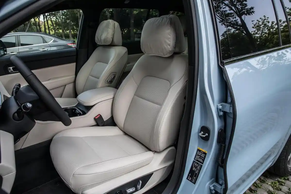 理想one后排-电机-内饰-易车