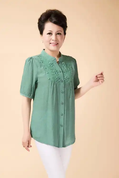 棉麻短袖绣花衬衫中老年女装夏季妈妈装宽松版大码半袖2018新款