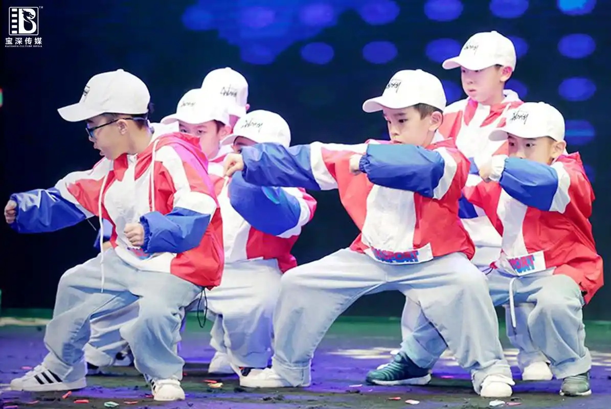 宝深传媒告诉你少儿爵士舞的正确发力方式!