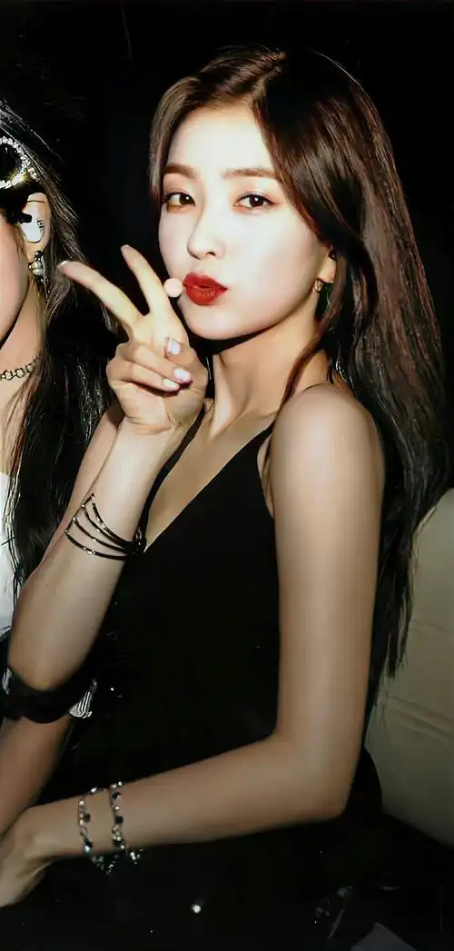 裴珠泫用脸霸凌全世界!