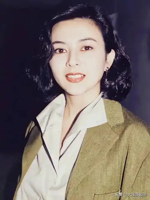 关之琳年轻时绝世容颜合集:张张惊艳,值得珍藏_明星_角色_评论