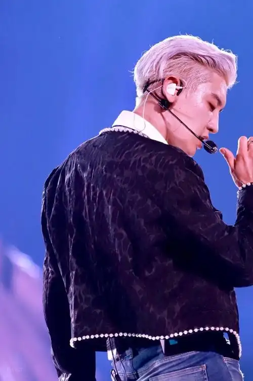 朴灿烈##朴灿烈拼接壁纸