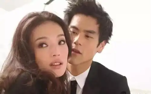 彭于晏追了7年的女孩是谁?最后却嫁给了她男闺蜜!