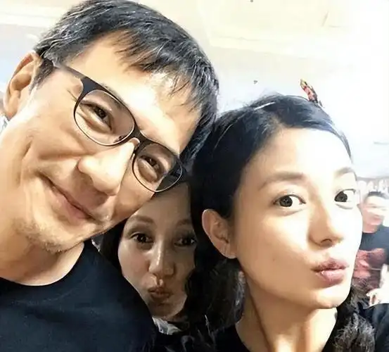 赵薇社交账号恢复正常重回还珠格格准备在内娱全面复出