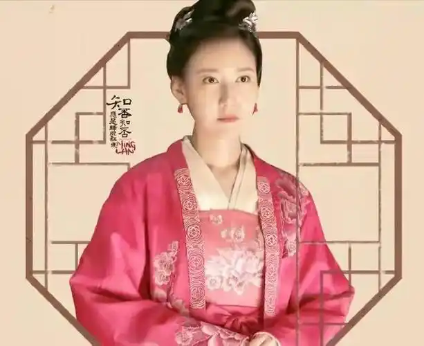 忍不住"考古"起来,发现王夫人的扮演者高露还真是妥妥的"剧抛脸"啊
