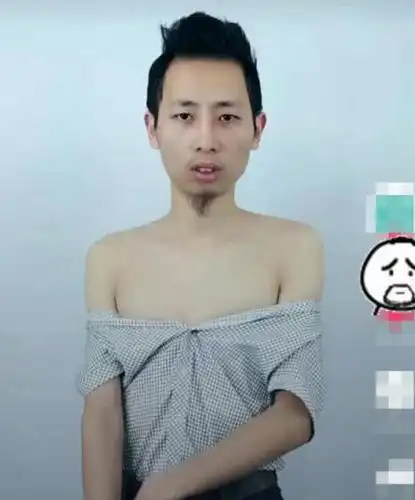 抖音小哥哥男扮女装,迷倒无数男人,网友:吓得我手机都掉了!