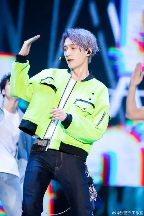 赠张艺兴《honey》60张 送完啦 谢谢大家