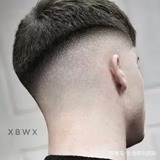 2019男士流行发型,两侧铲短,纹理烫,锡纸烫,三面光18款!