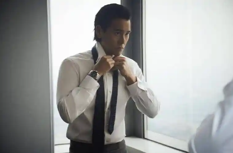 彭于晏上海隔离晒居家照!