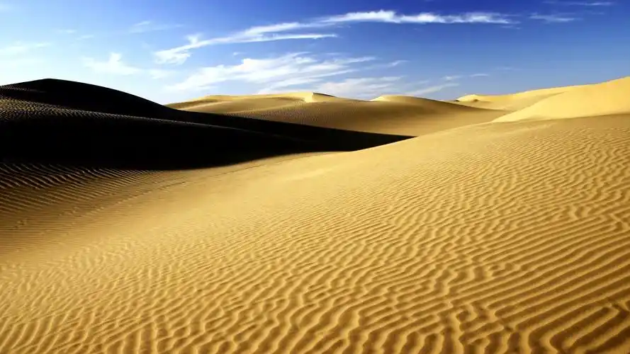 沙漠沙丘风光高清win7电脑桌面主题壁纸(一)
