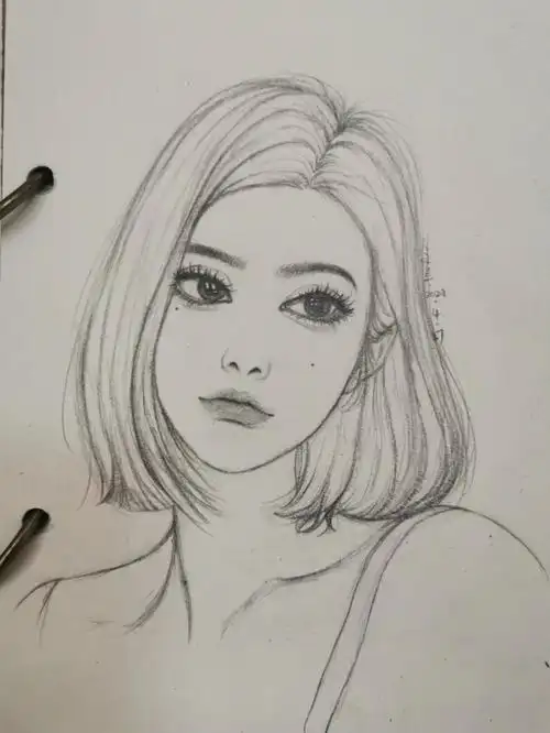 大眼睛98厚唇短发女生,这眼睛我爱了～#每日一画  #坚持  #画画打卡