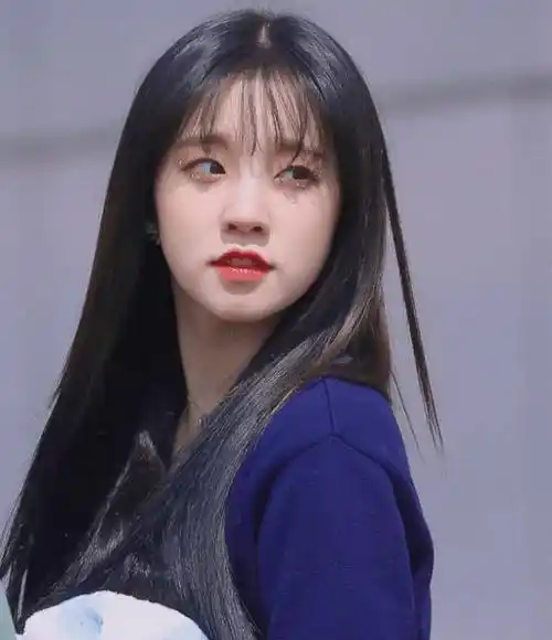 有种"整容"叫宋雨琦的黑长直,本以为会很幼稚,没想到a翻全场_时尚