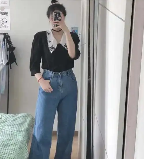 宽松直筒牛仔裤搭配什么上衣好看