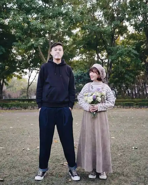 151cm矮妹儿,凭什么把186cm男神变成了男朋友?_身高_女朋友_ins