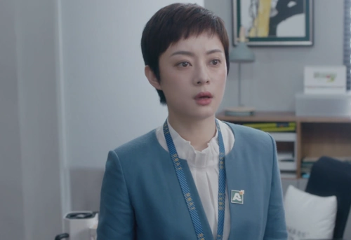 《安家》最能扛热搜的演员,将傻白甜演成了职业女性,比孙俪圈粉