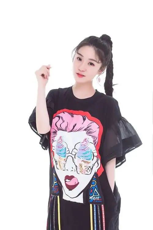 东方晴儿原名:王鑫,实力唱将女歌手,2017年正式签约于山东齐通文化.