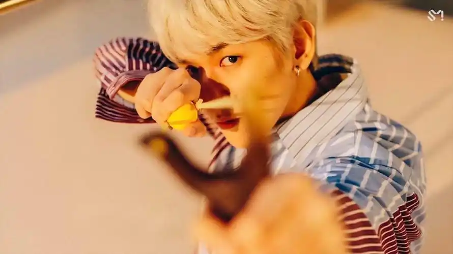 边伯贤 - 堆糖,美图壁纸兴趣社区