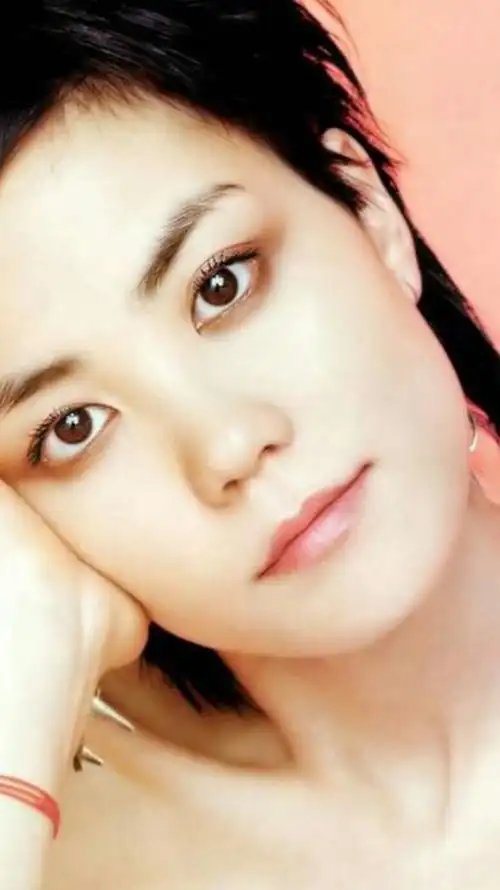 年轻时王菲有多惊艳?30年前旧照曝光