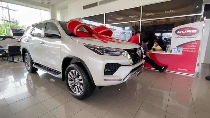 2020款丰田奔跑者,全面了解外观和内饰,给个不喜欢的理由!