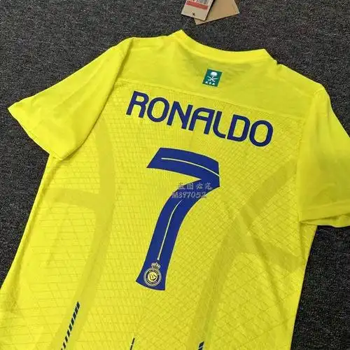 2324新款利雅得胜利球衣7号c罗主场成人童装足球服套装球员版上衣