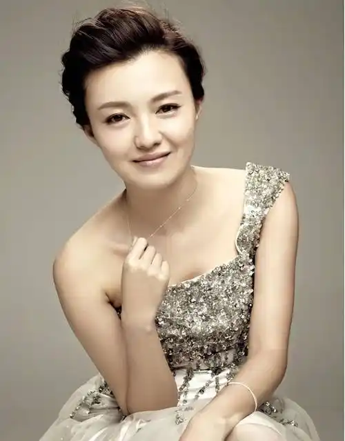 傅晶:人美戏也好,低调不张扬,单身感情成谜?