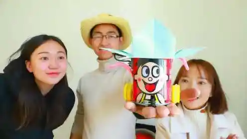 大圣手工小卖部第六集,大圣用易拉罐做了一个机器人,人才啊