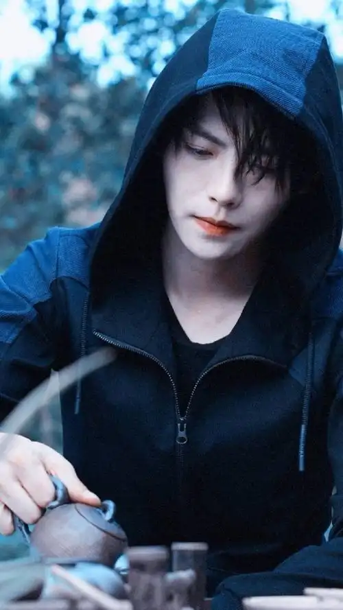 盗墓笔记之终极笔记小哥这神仙颜值眼神杀腹肌睡颜纹身啧啧称奇啊