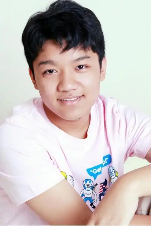 从当红童星到网红,25岁的尤浩然废了前程,谁都救不了他